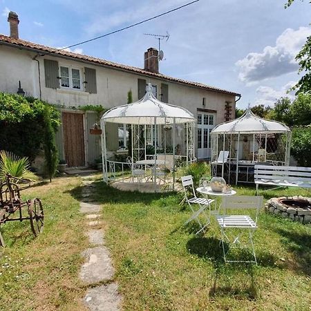 Apartament Chez Martine Hanc Zewnętrze zdjęcie