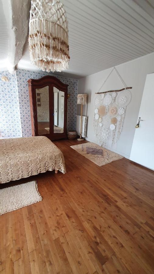Apartament Chez Martine Hanc Zewnętrze zdjęcie